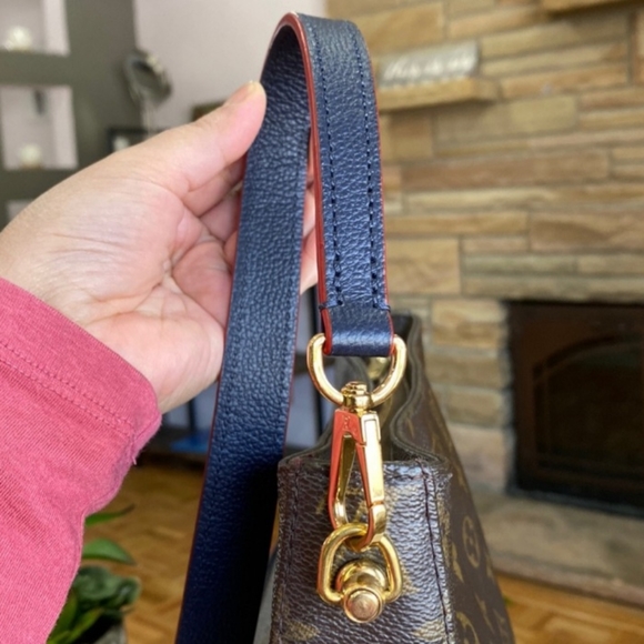 🦋 Pre Loved LV 💕 - Picture 4 of 11